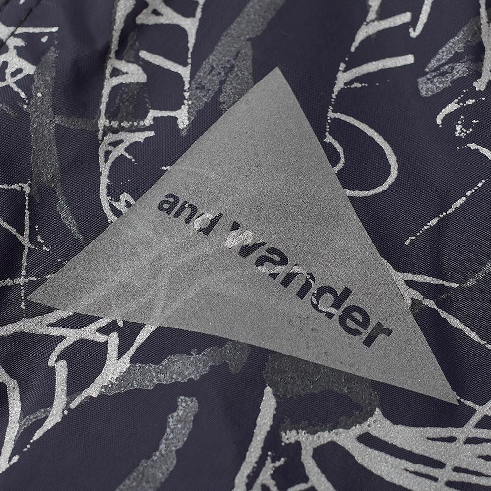商品And Wander|and wander Reflective Printed Rain Jacket,价格¥4137,第5张图片详细描述