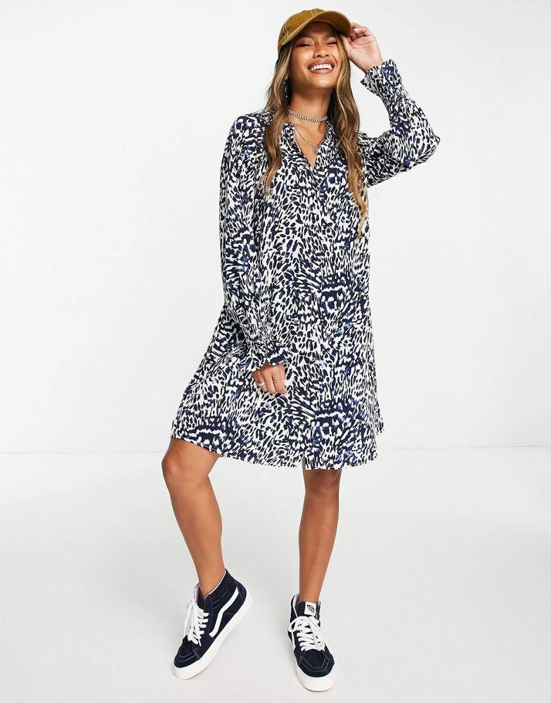 商品VERO MODA|Vero Moda long sleeve midi shirt dress in birch print,价格¥109,第4张图片详细描述