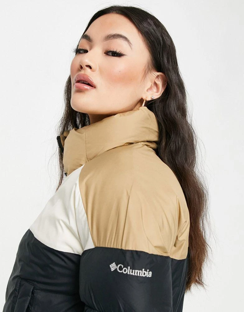 商品Columbia|Columbia Pike Lake cropped puffer jacket in black/beige,价格¥1140,第3张图片详细描述