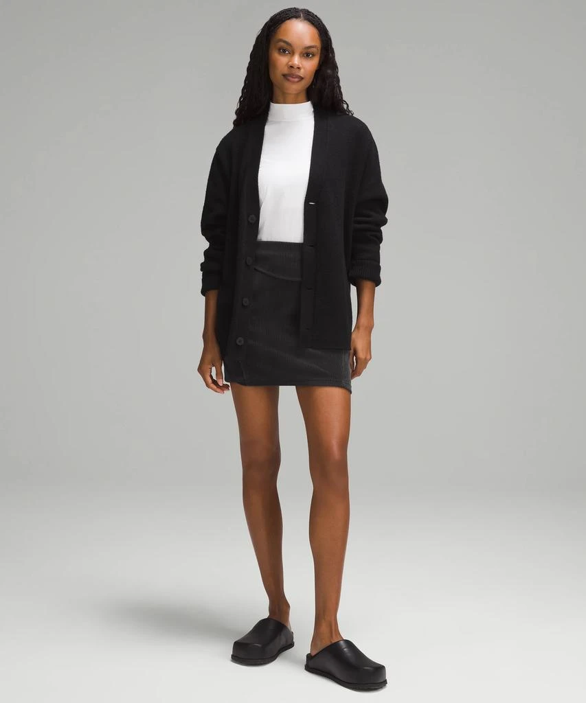 商品Lululemon|Scuba Mid-Rise Mini Skirt *Velvet Cord,价格¥566,第2张图片详细描述