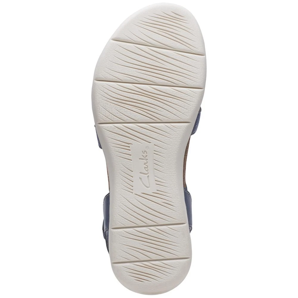 商品Clarks|Women's April Dove Studded-Strap Comfort Sandals,价格¥417,第5张图片详细描述