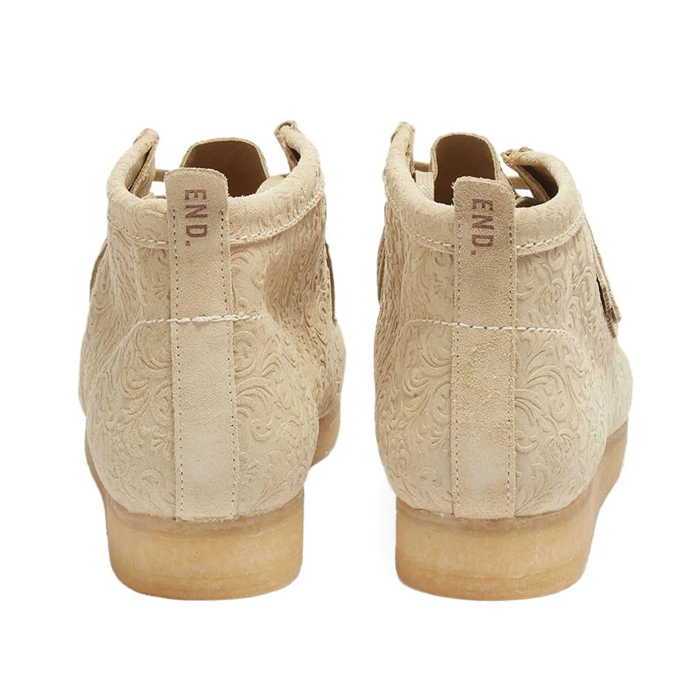 商品Clarks|END. x Clarks Originals Oxford Flowers Wallabee Boot,价格¥869,第3张图片详细描述