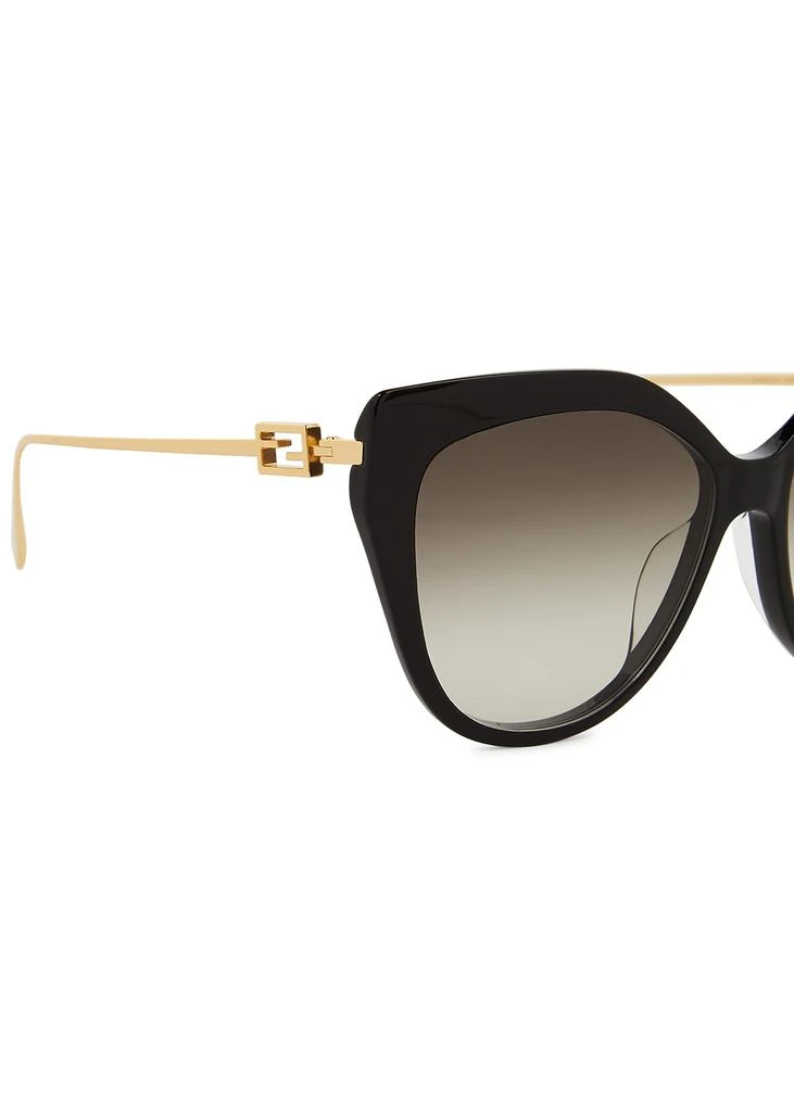 商品Fendi|Baguette oversized cat-eye sunglasses,价格¥3167,第3张图片详细描述