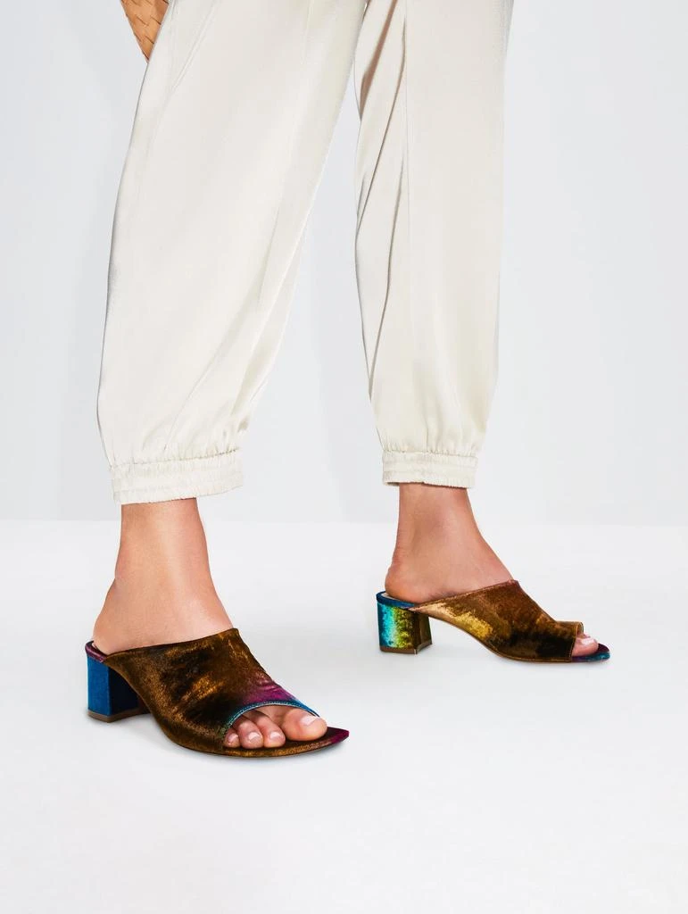 商品Dries Van Noten|Heeled Velvet Mule,价格¥1241,第2张图片详细描述