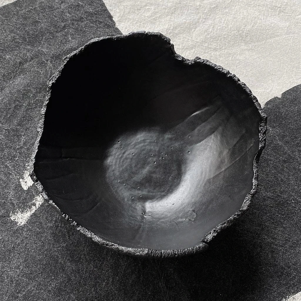 商品SHIN WON YOON|SHIN WON YOON Black Stone Serving Bowl 8",价格¥831,第1张图片