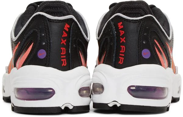 商品NIKE|Black Air Max Tailwind IV Sneakers,价格¥565,第4张图片详细描述