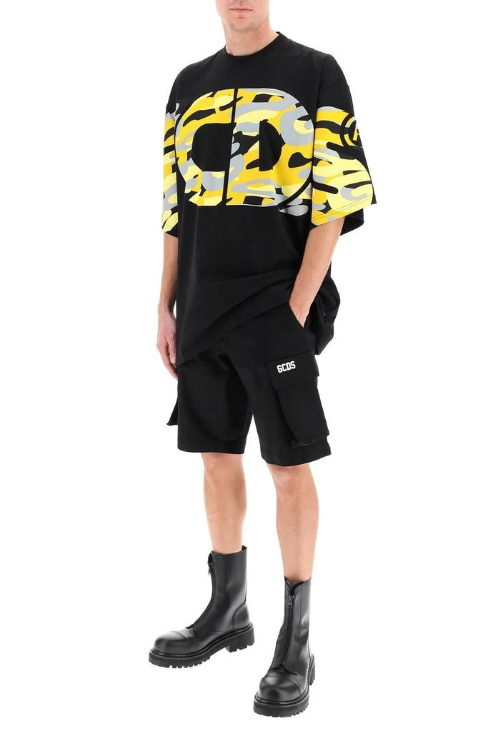 商品GCDS|CARGO SHORTS WITH LOGO,价格¥1085,第2张图片详细描述