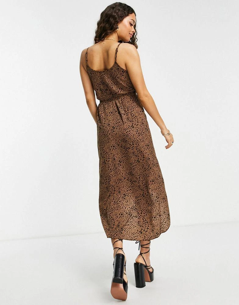 商品ASOS|ASOS DESIGN Petite cami wrap maxi dress in brown animal print,价格¥202,第2张图片详细描述
