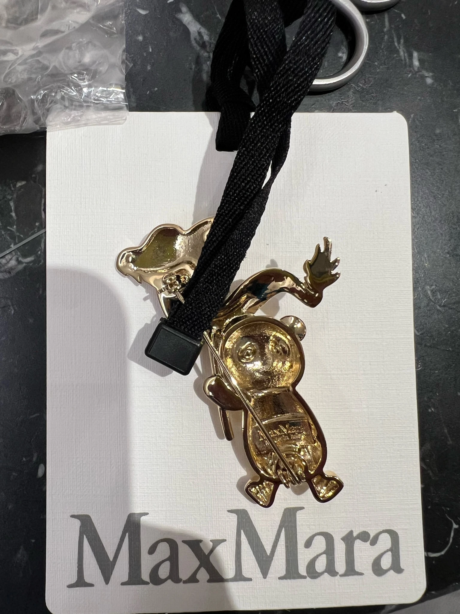 商品Max Mara|Max Mara 2024春夏时尚动物胸针 TEDDYDRAGON 4751224106,价格¥1322,第4张图片详细描述