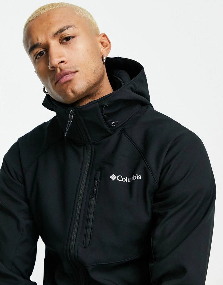 商品Columbia|Columbia Cascade Ridge II softshell jacket in black,价格¥550,第3张图片详细描述