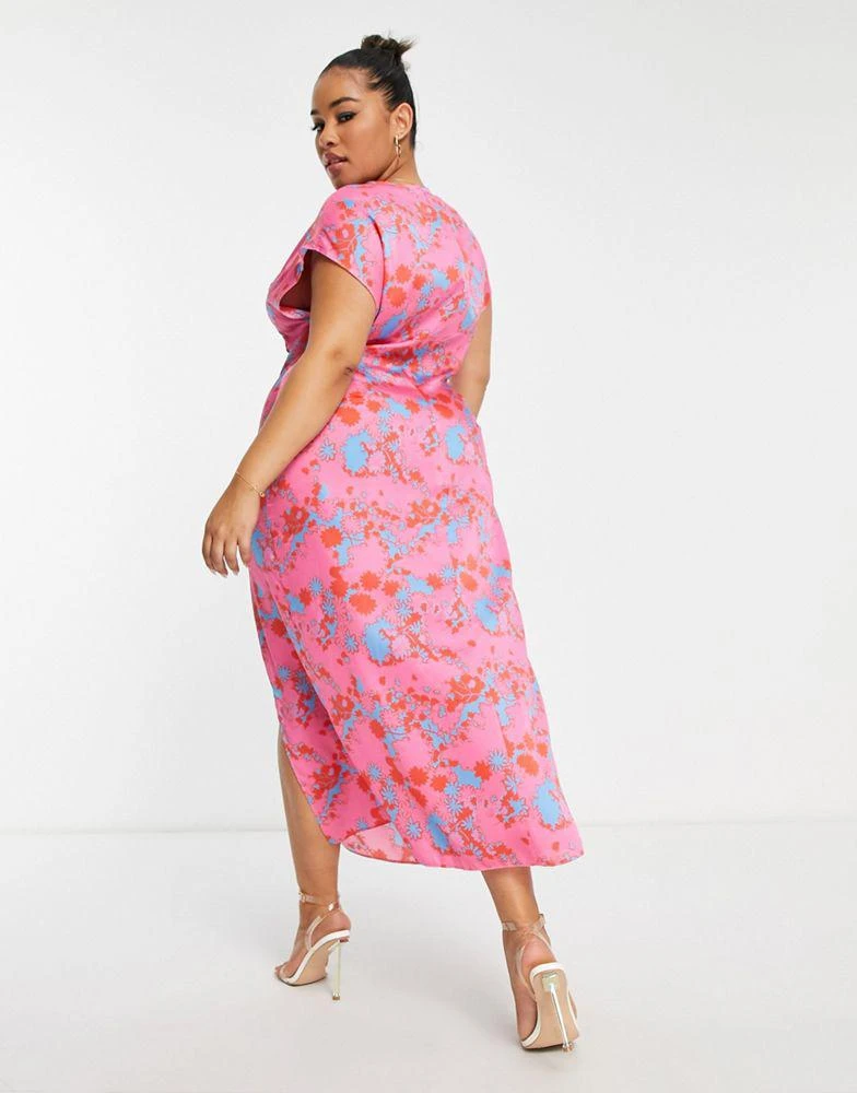 商品ASOS|ASOS DESIGN Curve ruched side button cap sleeve satin maxi dress in pink based floral print,价格¥224,第2张图片详细描述