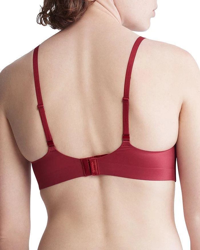 商品Calvin Klein|Liquid Touch Lightly Lined Bralette,价格¥356,第2张图片详细描述