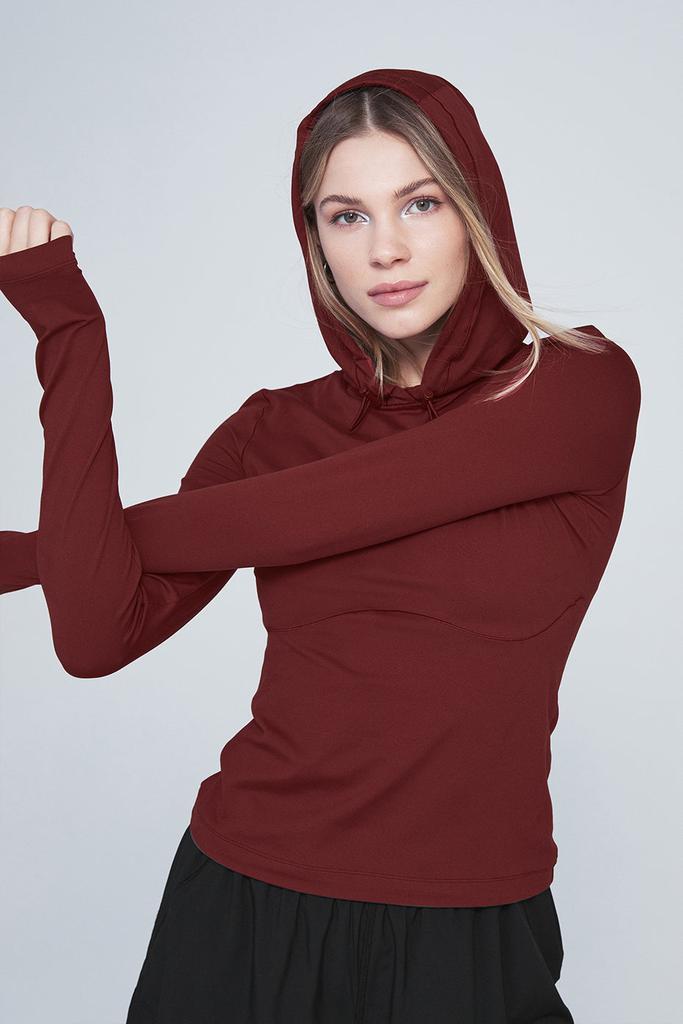 商品Alo|Alosoft Hooded Runner Long Sleeve - Cranberry,价格¥466,第7张图片详细描述