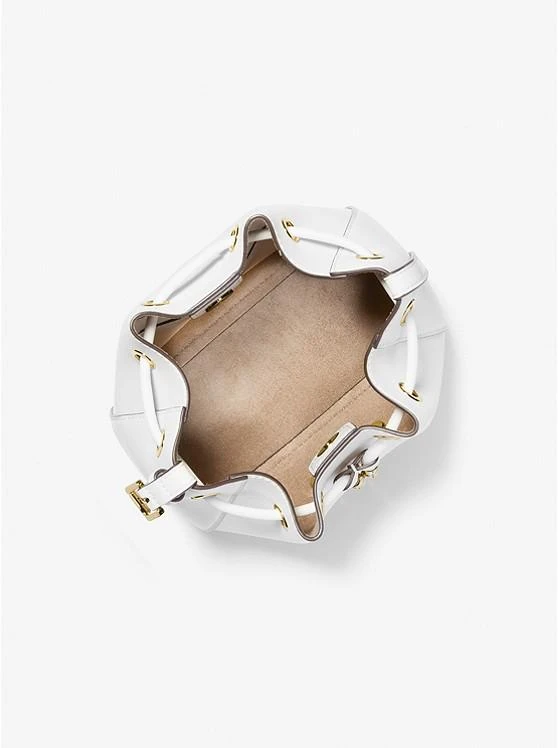 商品Michael Kors|Phoebe Small Faux Leather Bucket Bag,价格¥875,第2张图片详细描述