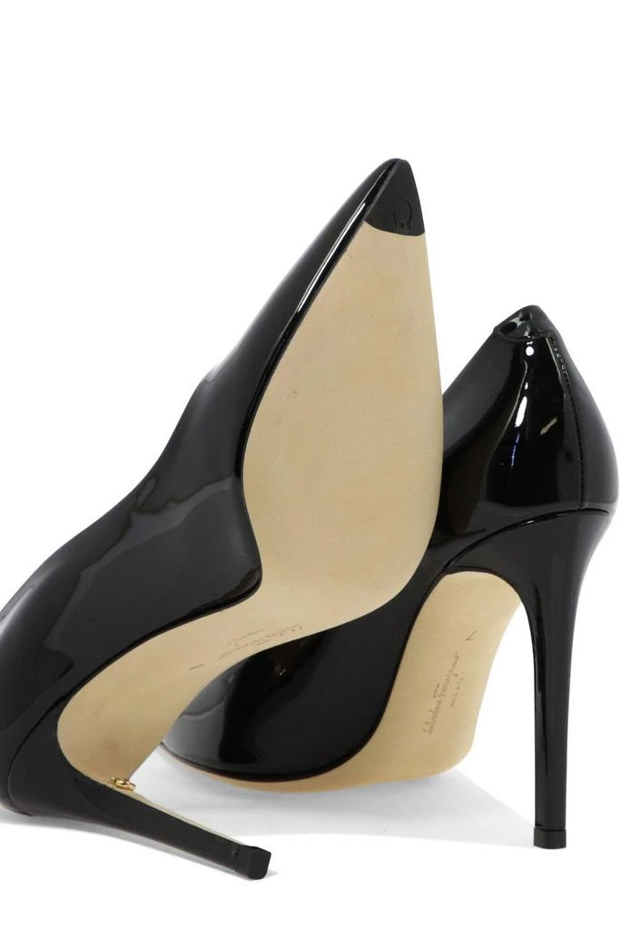 商品Salvatore Ferragamo|Salvatore Ferragamo Classic Pointed-Toe Pumps,价格¥2046,第5张图片详细描述