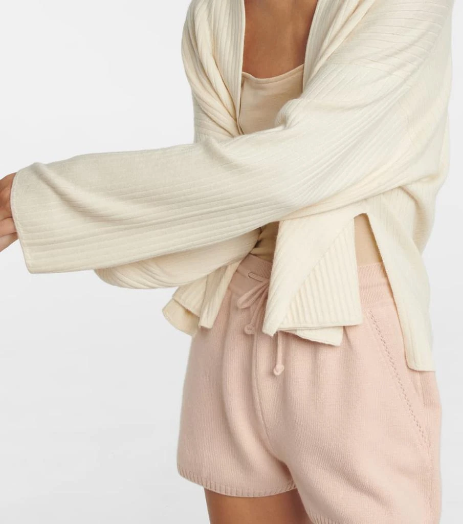 商品Loro Piana|Ribbed-knit cashmere and silk cardigan,价格¥14253,第5张图片详细描述