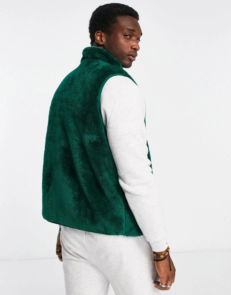 商品Adidas|adidas Originals Essentials+ fluffy full zip gilet in dark green,价格¥306,第2张图片详细描述