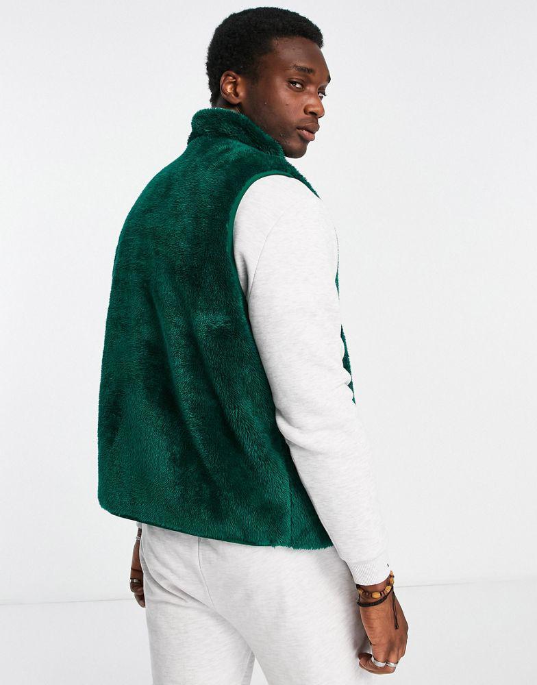 商品Adidas|adidas Originals Essentials+ fluffy full zip gilet in dark green,价格¥311,第4张图片详细描述