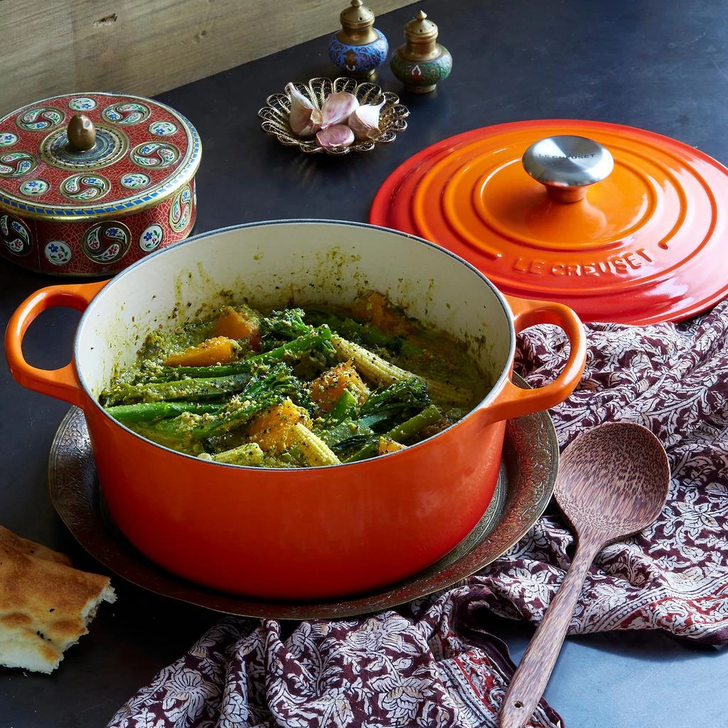 商品Le Creuset|Signature Cast Iron Round Casserole - 28cm - Bamboo Green,价格¥2879,第2张图片详细描述