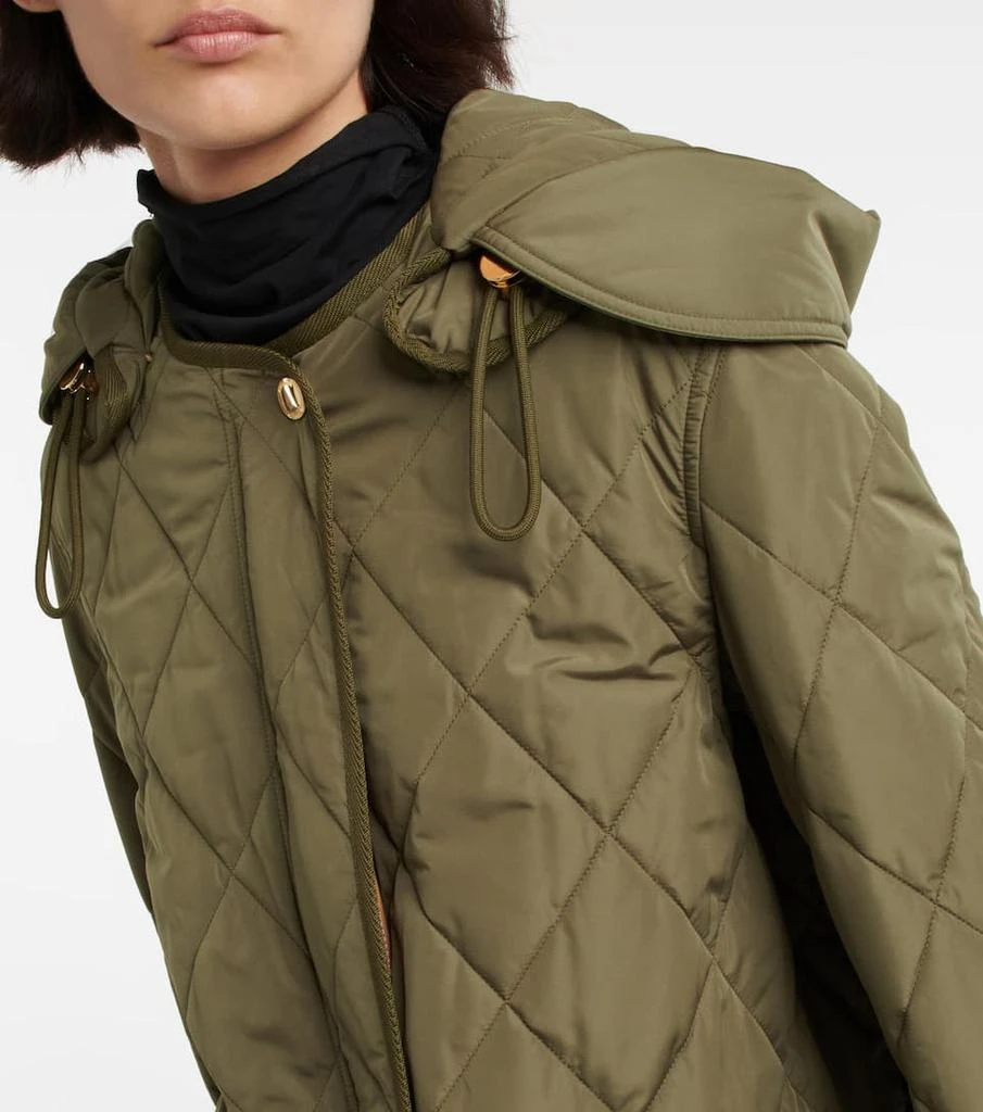 商品Burberry|Convertible quilted coat,价格¥13195,第4张图片详细描述