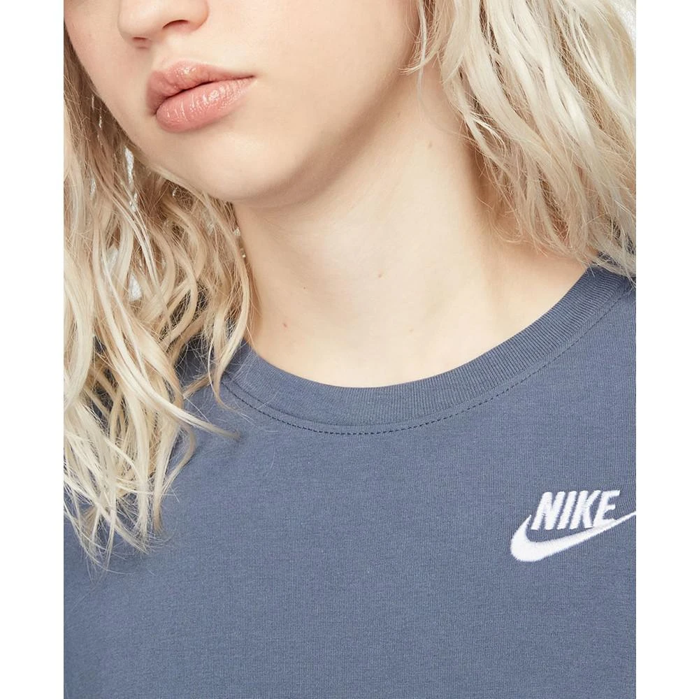 商品NIKE|Women's   Sportswear Club Essentials   T-Shirt,价格¥226,第2张图片详细描述