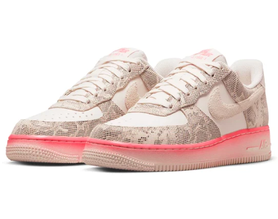 商品NIKE|女款 耐克 Nike Air Force 1 '07 休闲鞋 蛇纹,价格¥748,第1张图片