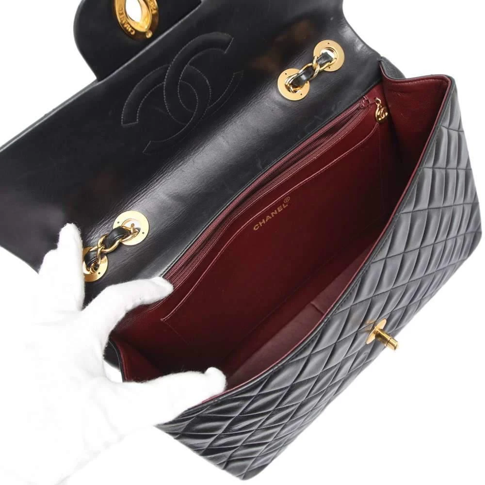 商品[二手商品] Chanel|Chanel Black Lambskin Leather Vintage Flap Bag,价格¥37922,第5张图片详细描述