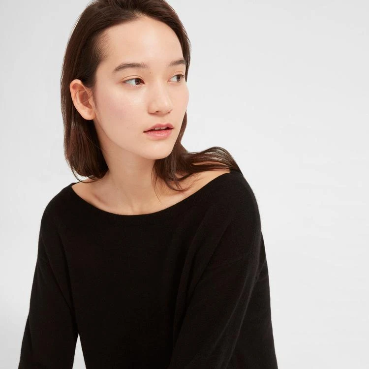 The Slouchy 羊绒衫 商品