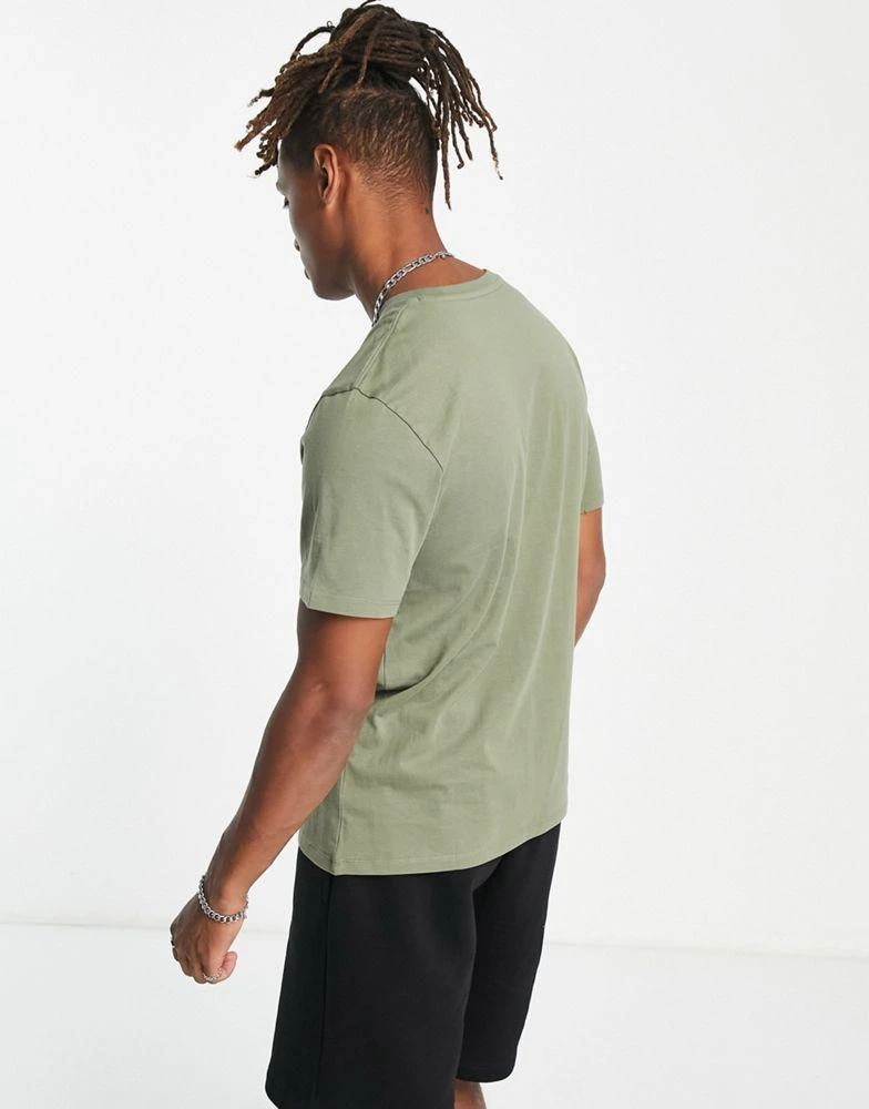 商品Timberland|Timberland front graphic t-shirt in khaki,价格¥162,第4张图片详细描述