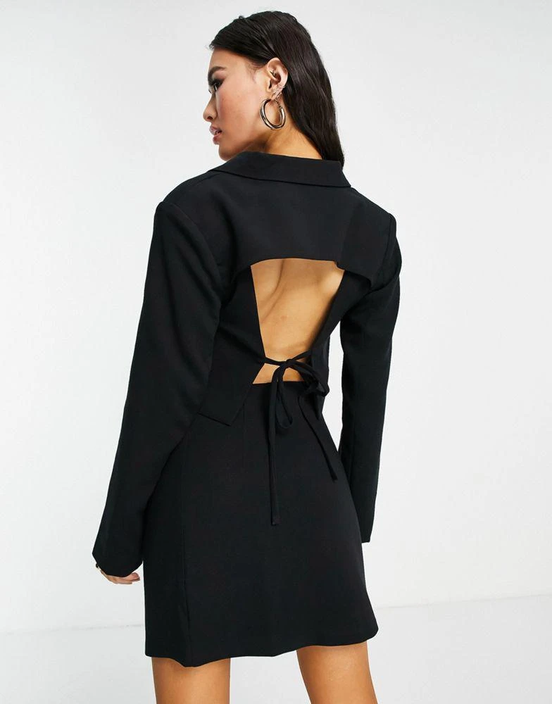 4th & Reckless 4th & Reckless boxy square tie back blazer co ord in black 2