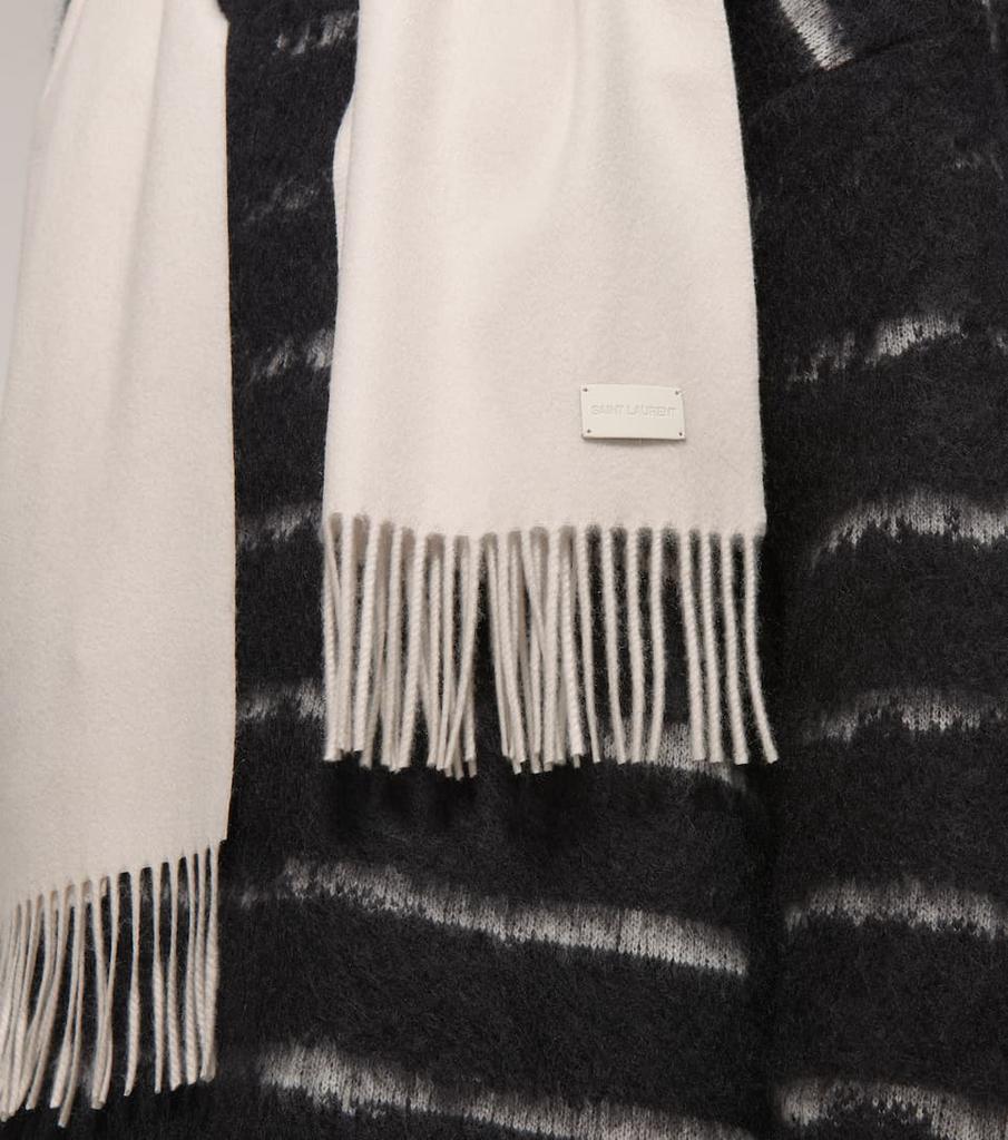 商品Yves Saint Laurent|Cashmere scarf,价格¥3536,第5张图片详细描述