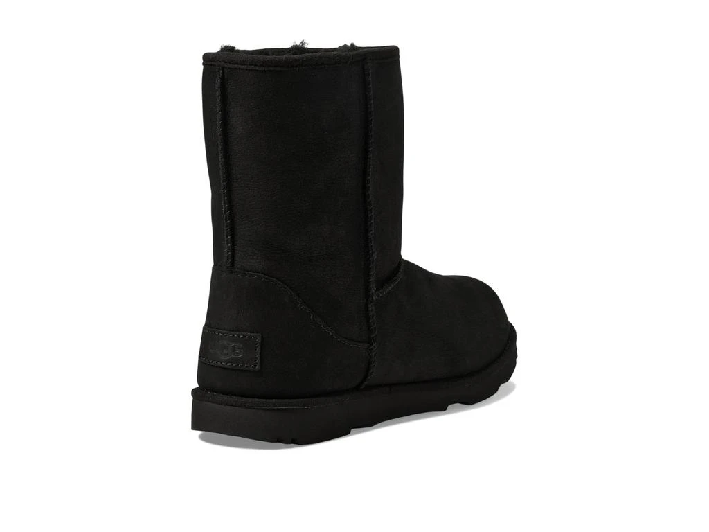 商品UGG|Classic Short II Waterproof (Little Kid/Big Kid),价格¥1117,第5张图片详细描述