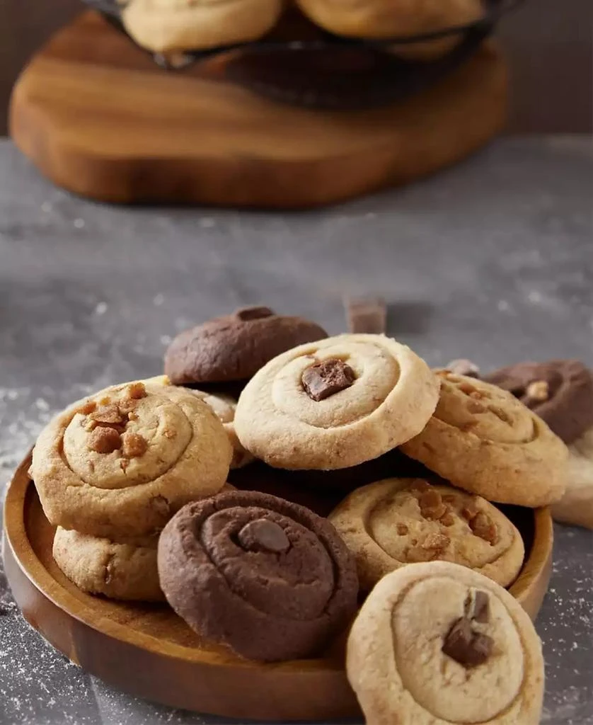 商品Mary Macleod's Shortbread|Large Gift Box of Assorted Shortbread, 24 Count,价格¥408,第4张图片详细描述