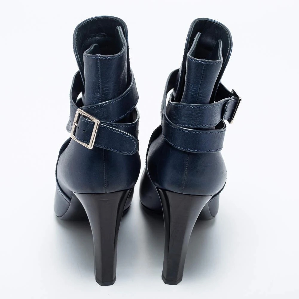 商品[二手商品] Chanel|Chanel Navy Blue/Black Suede And Leather Ankle  Boots Size 41,价格¥3039,第5张图片详细描述