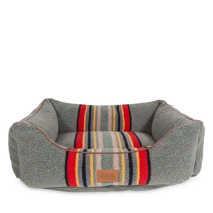 商品Pendleton|Vintage Camp Medium Kuddler Dog Bed,价格¥1486,第1张图片