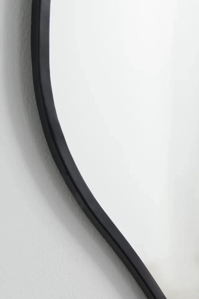 商品Urban Outfitters|Aria Blob Floor Mirror,价格¥4114,第3张图片详细描述