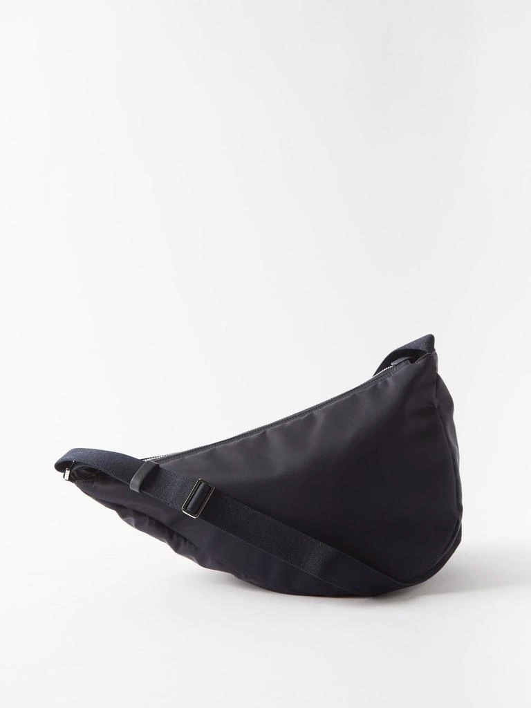 商品The Row|Leather-trim nylon cross-body bag,价格¥11944,第1张图片