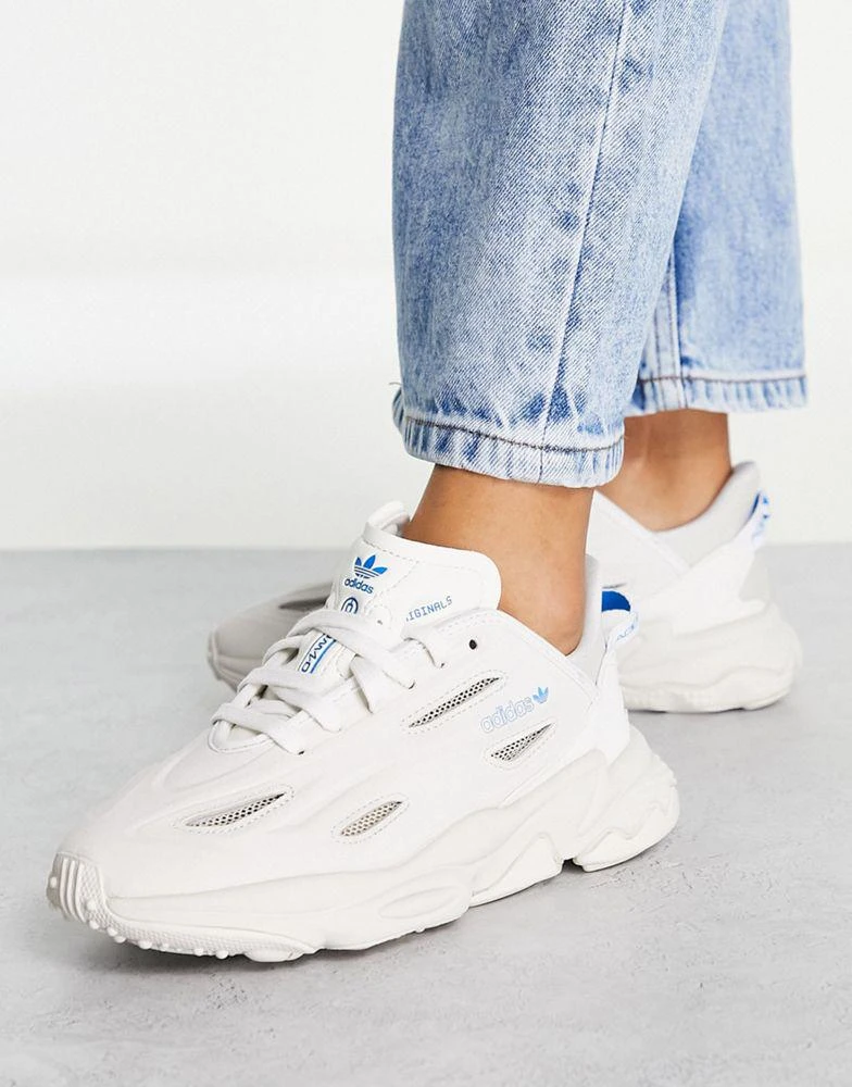 商品Adidas|adidas Originals Ozweego Celox trainers in grey with blue details,价格¥869,第4张图片详细描述