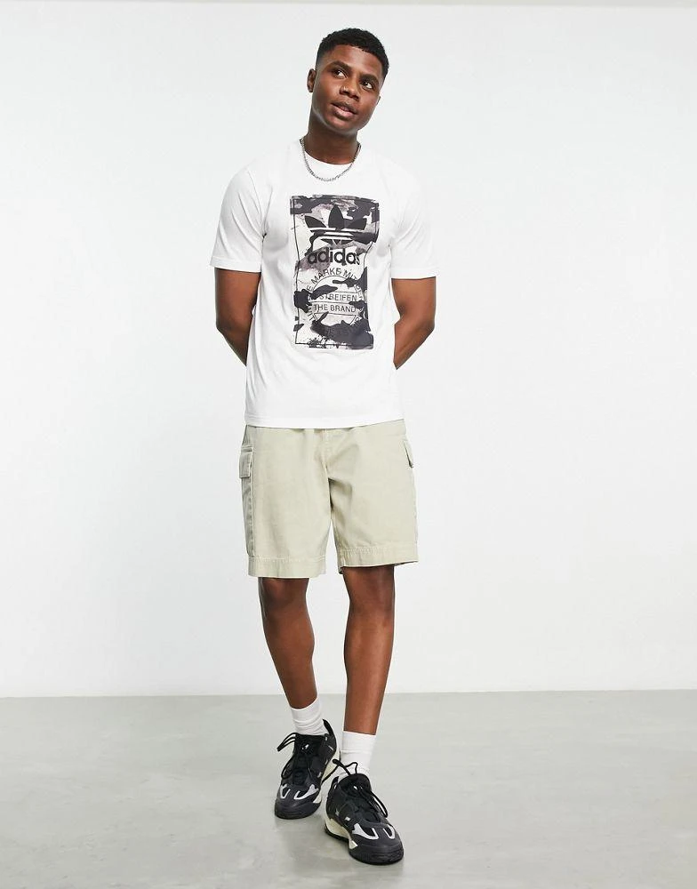 商品Adidas|adidas Originals camo print graphic t-shirt in white,价格¥268,第4张图片详细描述