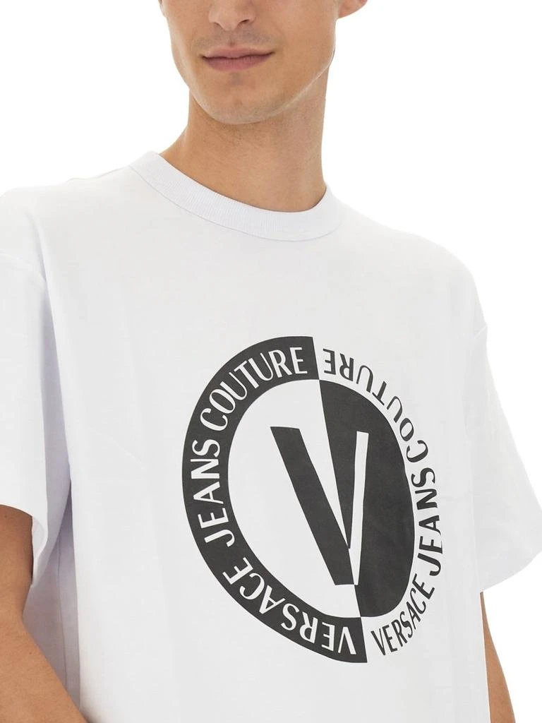商品Versace|Versace Jeans Couture Logo Printed Crewneck T-Shirt,价格¥588,第4张图片详细描述