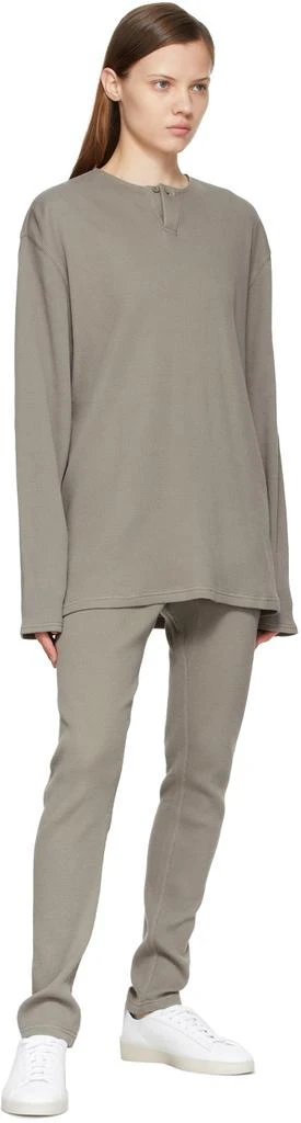 商品Essentials|Grey Thermal Waffle Logo Lounge Pants,价格¥263,第4张图片详细描述