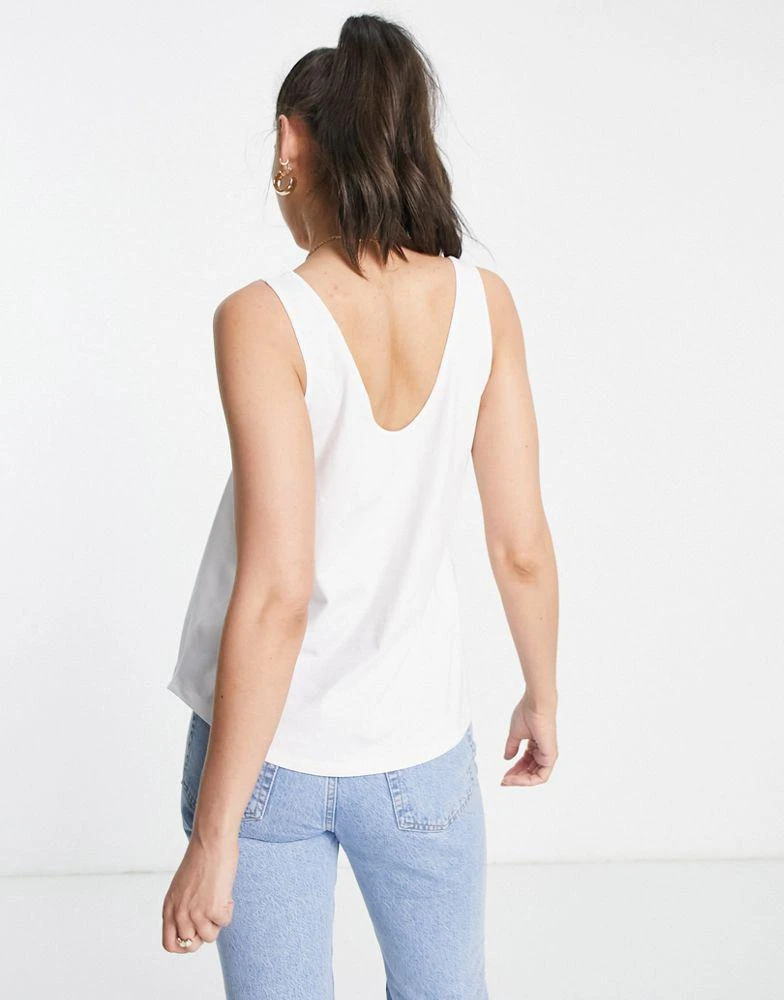 商品Echo Design|ASOS DESIGN Tall ultimate vest with scoop neck in cotton in white - WHITE,价格¥47,第2张图片详细描述
