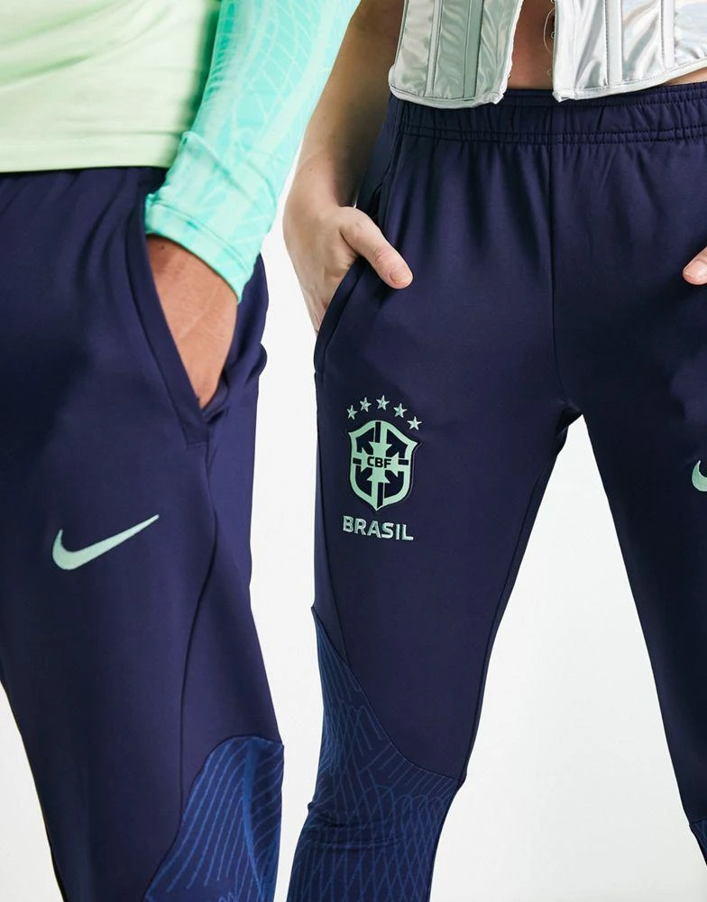 商品NIKE|Nike Football World Cup 2022 Brazil unisex joggers in dark navy,价格¥342,第4张图片详细描述