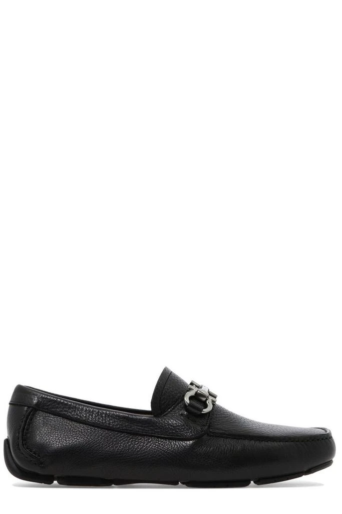 商品Salvatore Ferragamo|Ferragamo Logo Plaque Slip-On Loafers,价格¥2719,第1张图片