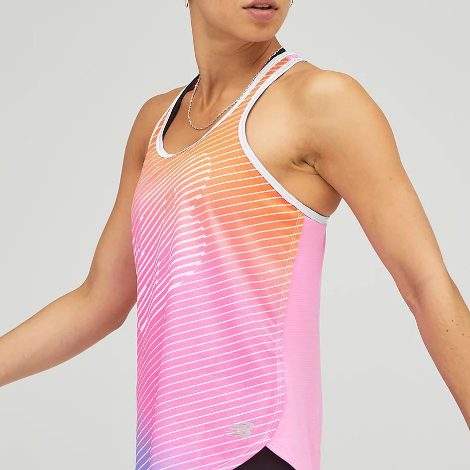 商品New Balance|Printed Accelerate Tank,价格¥108,第4张图片详细描述