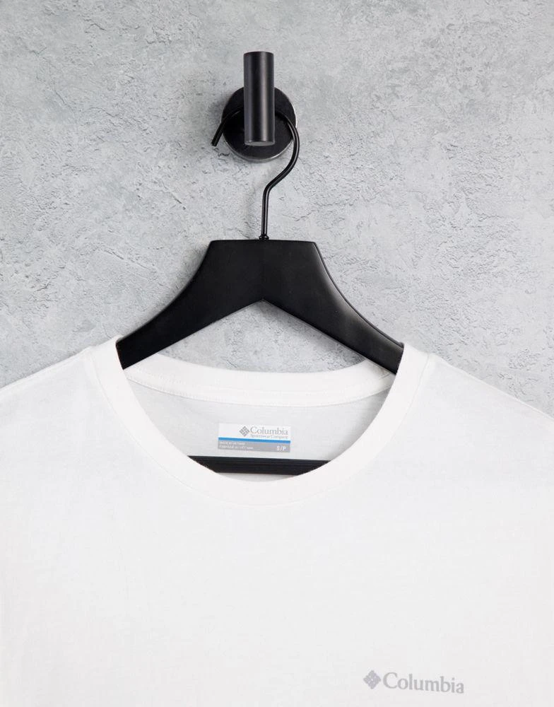 商品Columbia|Columbia Tillamook t-shirt in white Exclusive at ASOS,价格¥145,第4张图片详细描述