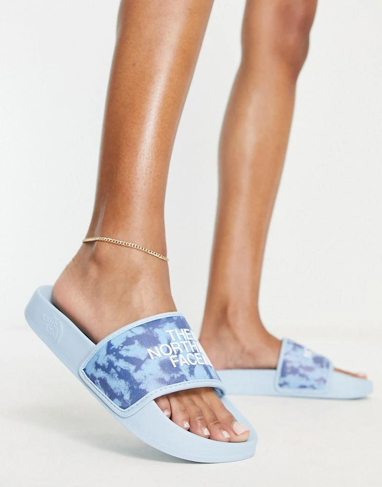 商品The North Face|The North Face Base Camp III sliders in blue tie-dye,价格¥198,第4张图片详细描述