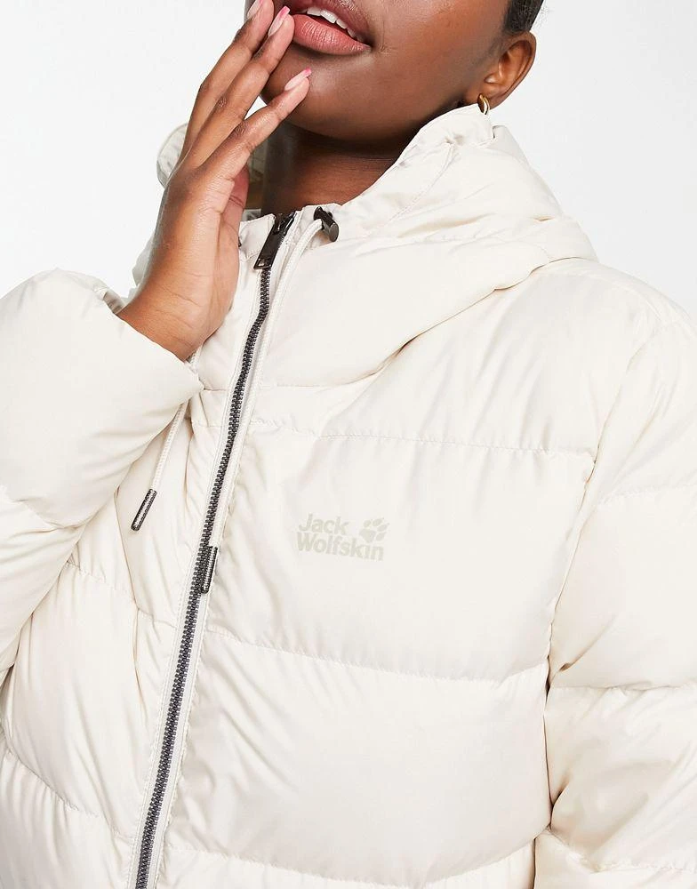 商品Jack Wolfskin|Jack Wolfskin Frozen Palace hooded puffer jacket in white,价格¥1147,第4张图片详细描述