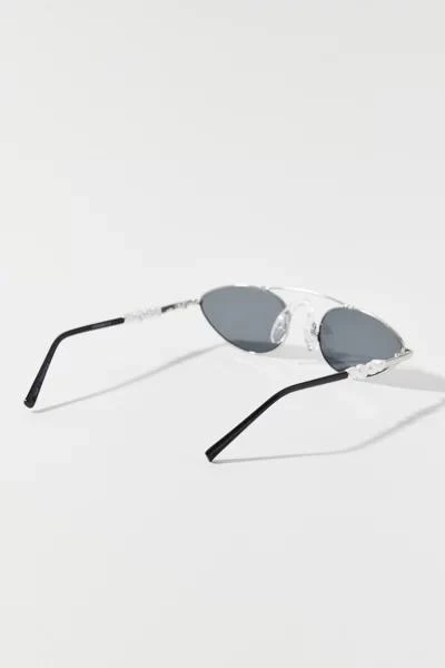 商品Urban Outfitters|Poe Metal Cat-Eye Aviator Sunglasses,价格¥39,第3张图片详细描述