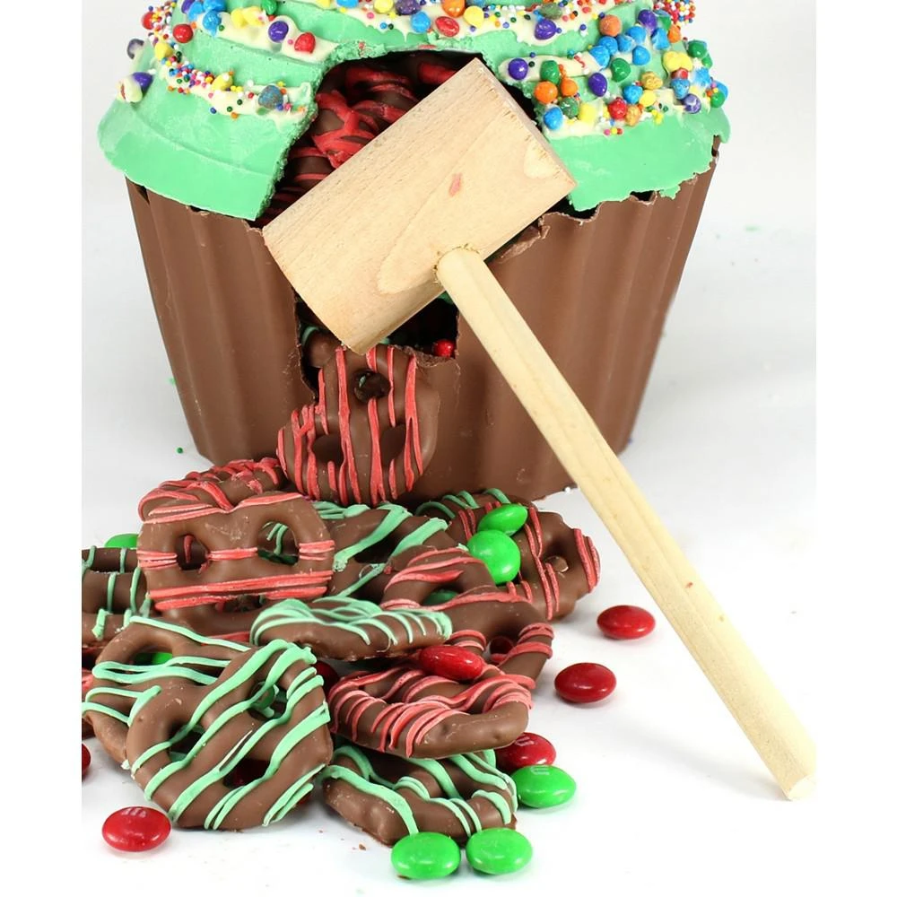 商品Chocolate Covered Company|Holiday Breakable Giant Belgian Chocolate Cupcake - 1 Pc,价格¥524,第2张图片详细描述
